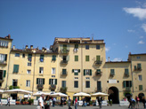 Piazza Anfiteatro de Lucca