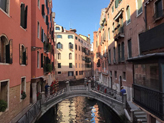 Un des nombreux ponts de Venise