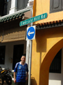 Emerald Hill, une rue  part dans le paysage du centre ville de Singapour.