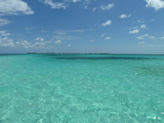 L'eau est sympa aussi aux Caymans